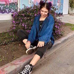 [SOLD] Vintage blue jean zip-up jacket 💙🦋💙